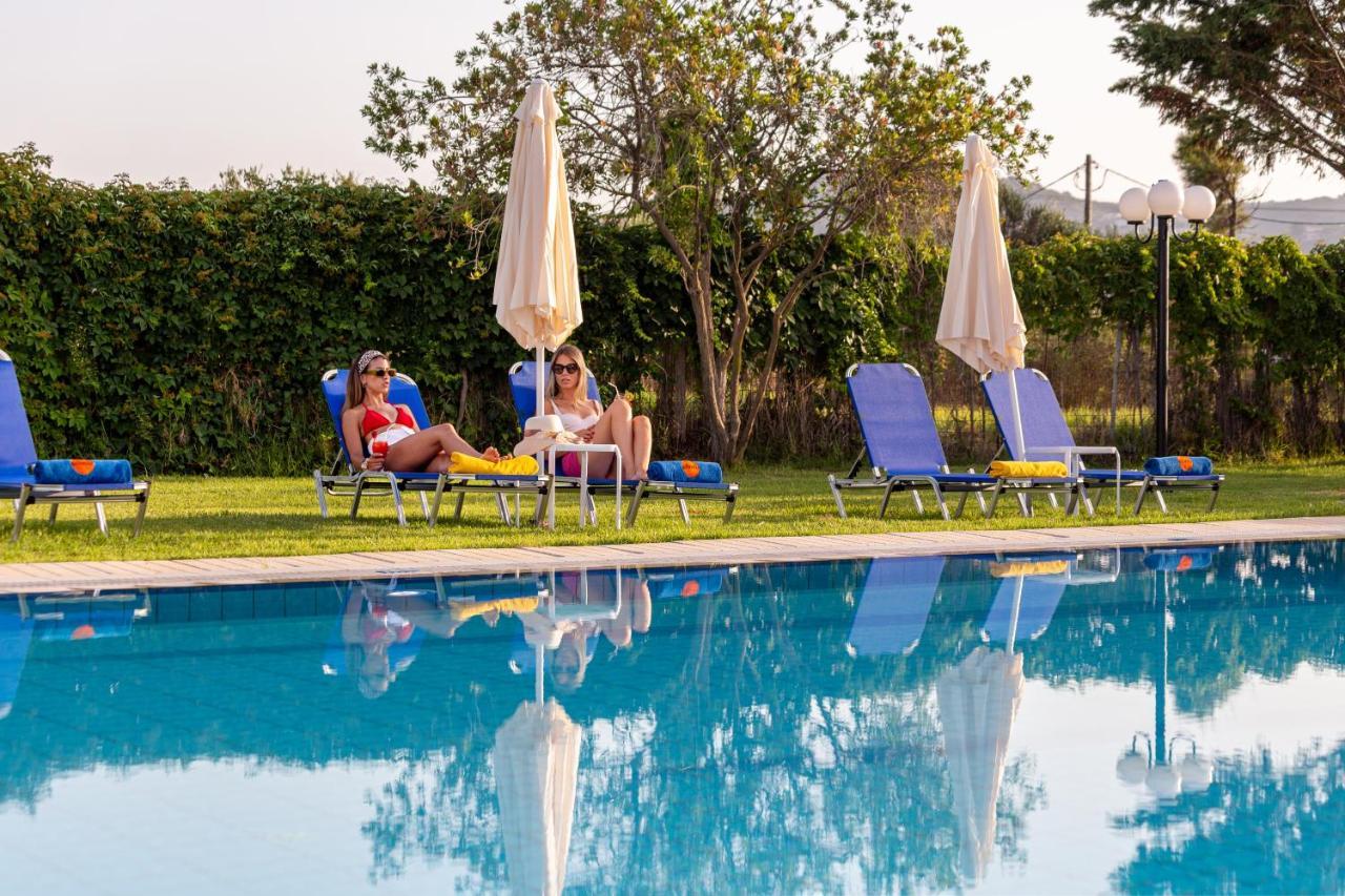 Alonia Hotel Apartments Kolymbari Exterior photo